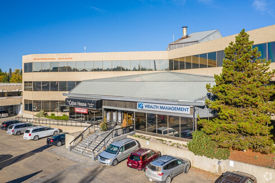 7 St Anne St, St. Albert, AB à louer - Photo de l’immeuble – Image 3 sur 3