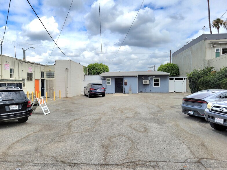 11276 Washington Pl, Culver City, CA à louer - Photo de l’immeuble – Image 3 sur 4