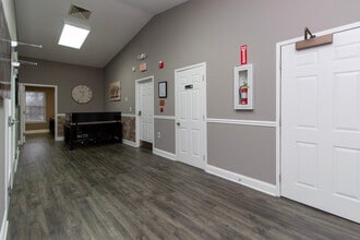 14414-14420 Old Mill Rd, Upper Marlboro, MD à louer Photo intérieure– Image 2 sur 14