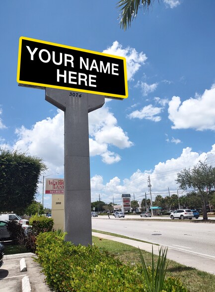 3074 Forest Hill Blvd, West Palm Beach, FL à louer - Photo de l’immeuble – Image 2 sur 7