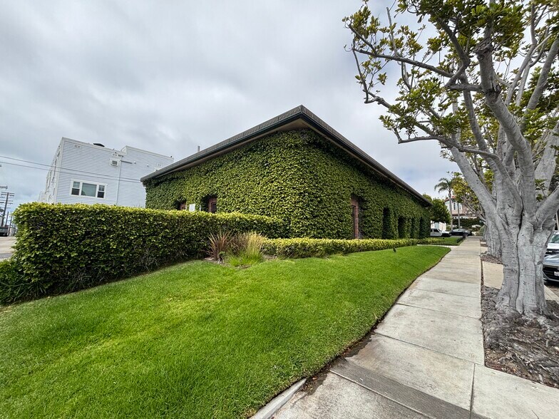1134 Kline St, La Jolla, CA à louer - Photo de l’immeuble – Image 3 sur 17