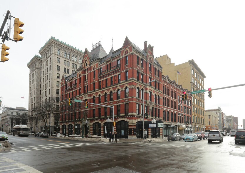 100 E Washington St, Syracuse, NY à louer - Photo principale – Image 1 sur 6