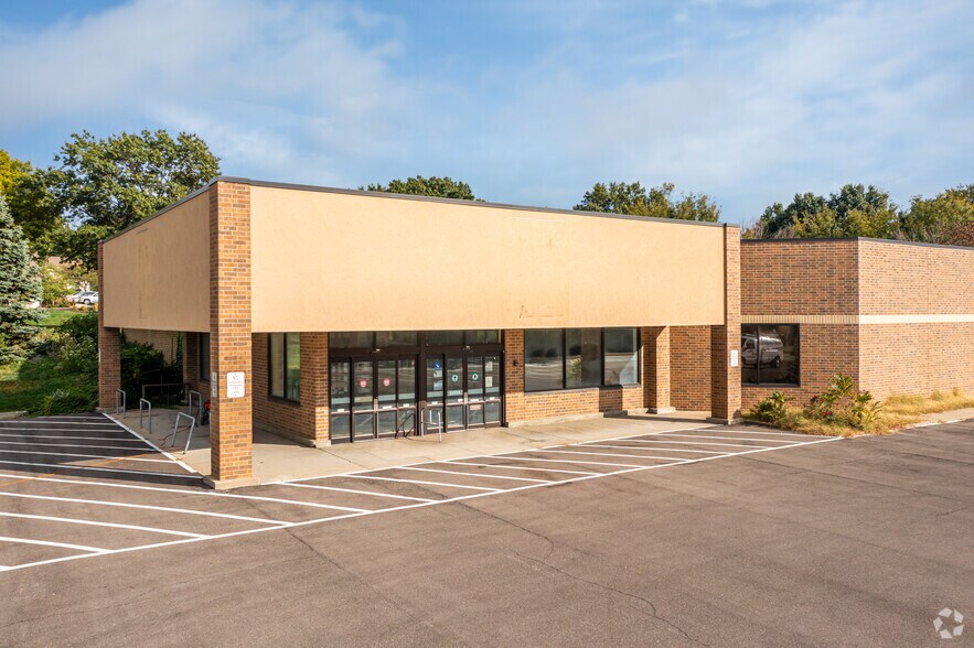 16175 W 135th St, Olathe, KS à vendre - Photo de l’immeuble – Image 2 sur 2