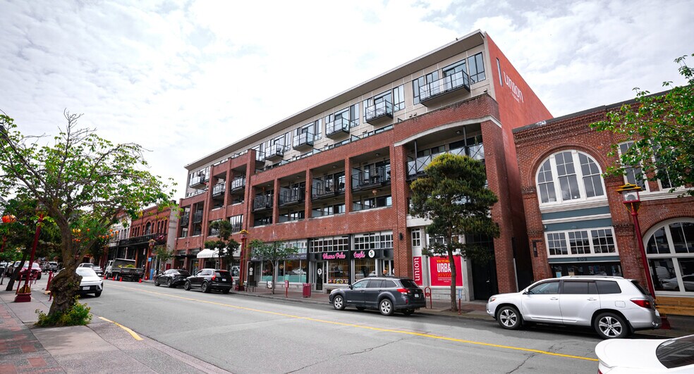 517 Fisgard Street and 524 & 530 Pandora portefeuille de 3 biens à vendre sur LoopNet.fr - Photo de l’immeuble – Image 2 sur 7