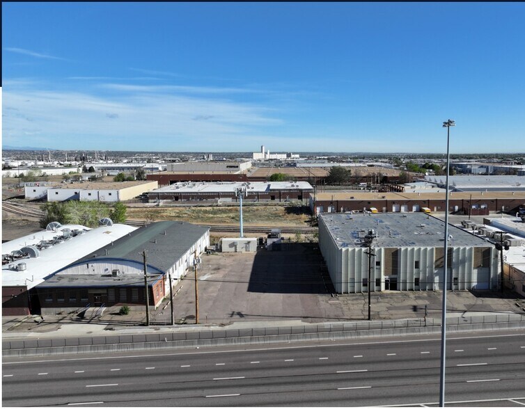 4595 E 46th Ave, Denver, CO à vendre - Photo de l’immeuble – Image 3 sur 8