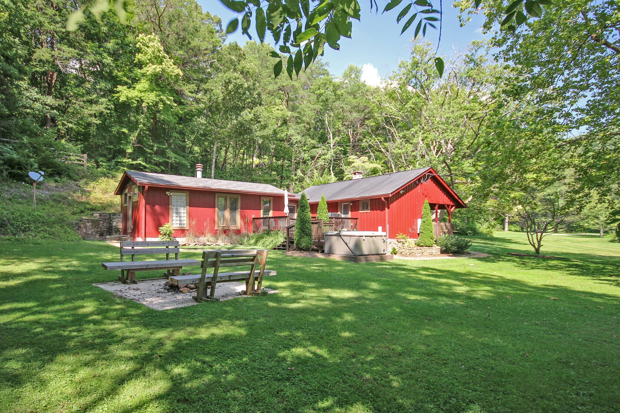 152 Shope Creek Rd, Asheville, NC à vendre Photo de l’immeuble– Image 1 sur 14
