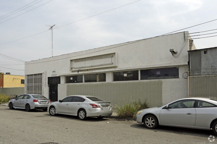 908 Avila St, Los Angeles, CA à vendre - Photo de l’immeuble – Image 2 sur 3