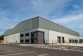 Plus de détails pour Leonard Way, Oldham - Industriel/Logistique à louer