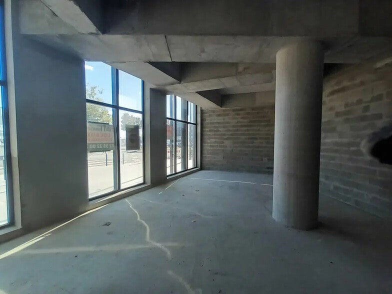 Local commercial dans Le Havre à louer - Photo de l’immeuble – Image 3 sur 4