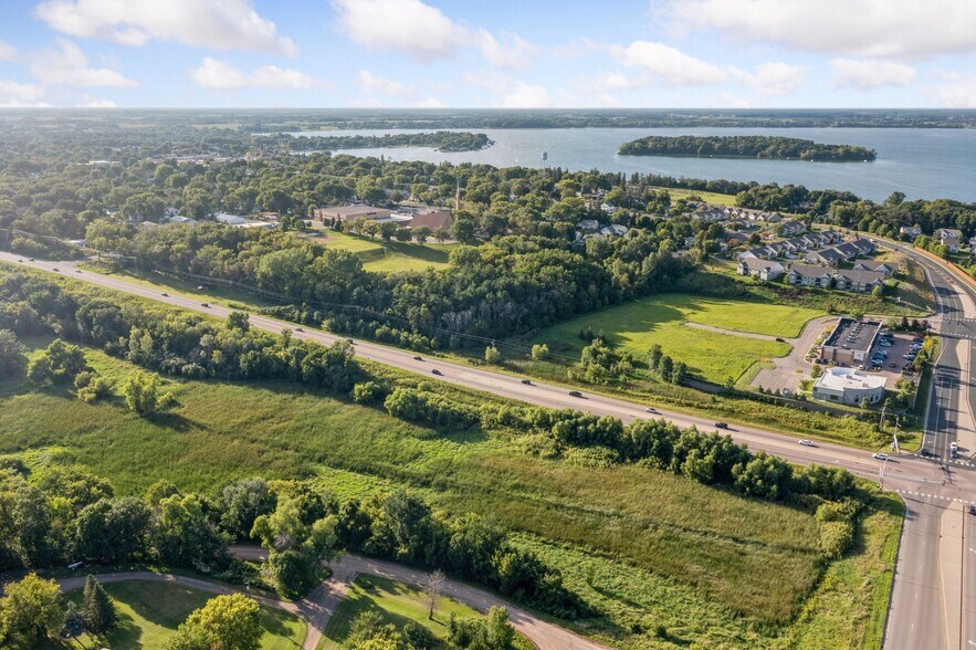 700 10th St E, Waconia, MN à vendre - Aérien – Image 3 sur 15