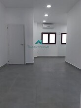 Local commercial dans Badajoz, Badajoz à louer Photo intérieure– Image 2 sur 3