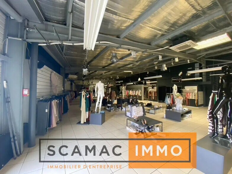 Bureau dans Saint-Mitre-les-Remparts à louer - Photo intérieure – Image 3 sur 5