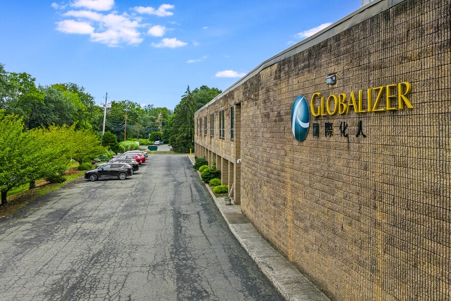 3 Tice Rd, Franklin Lakes, NJ à louer - Photo de l’immeuble – Image 3 sur 25