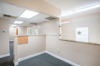 Plus de détails pour 1684 N Belcher Rd, Clearwater, FL - Bureau/Médical à louer