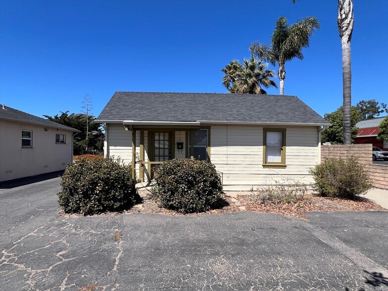 414 E Grand Ave, Arroyo Grande, CA à vendre - Photo de l’immeuble – Image 2 sur 6