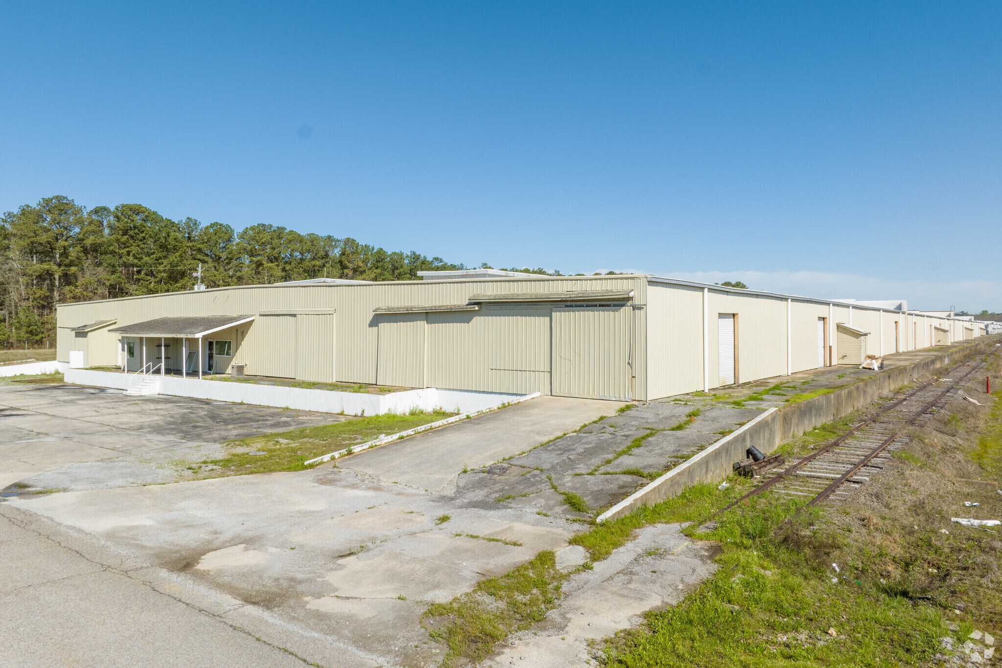 407 Rains Air Depot Rd, Gadsden, AL à louer Photo principale– Image 1 sur 12