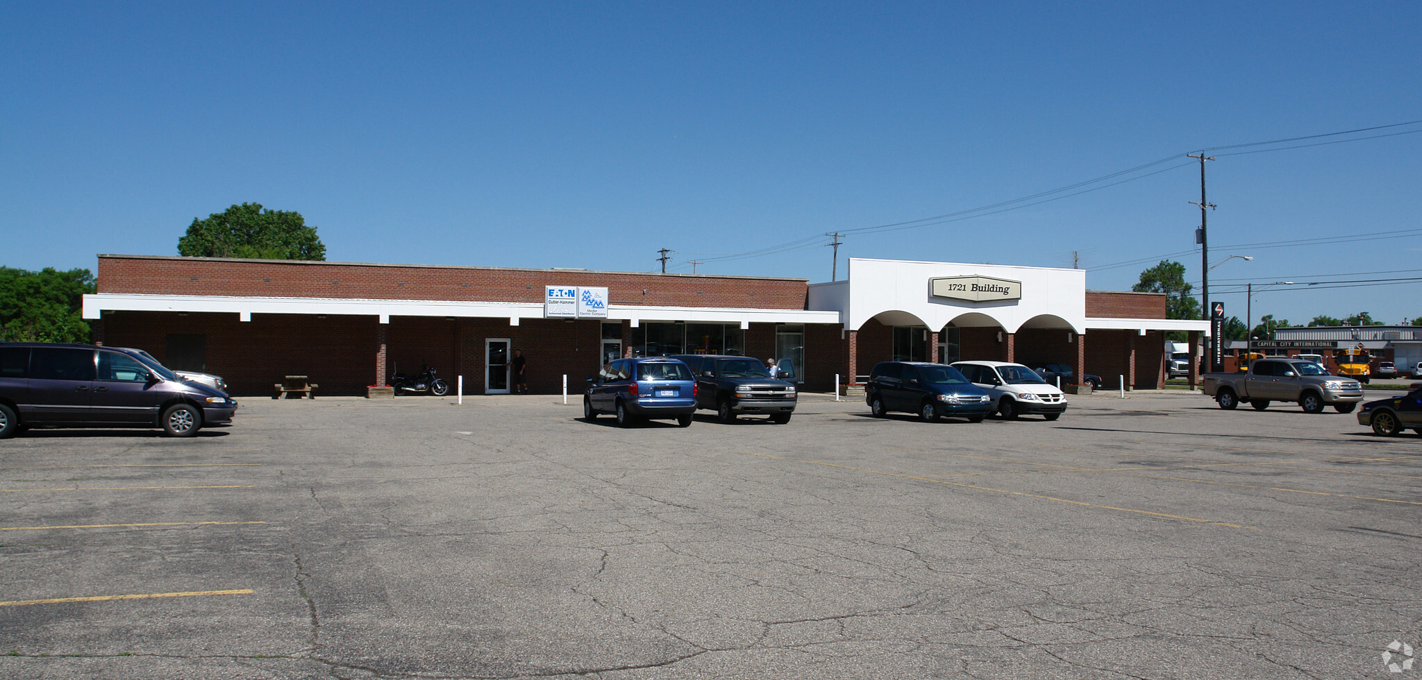 1721 N Grand River Ave, Lansing, MI à vendre Photo principale– Image 1 sur 5