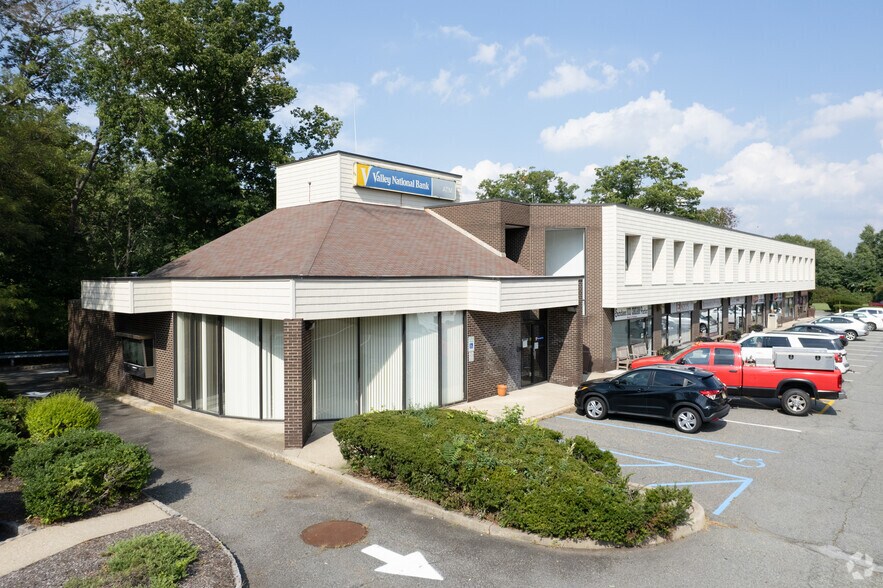 382 Us Highway 46, Mount Olive, NJ à louer - Photo de l’immeuble – Image 1 sur 4