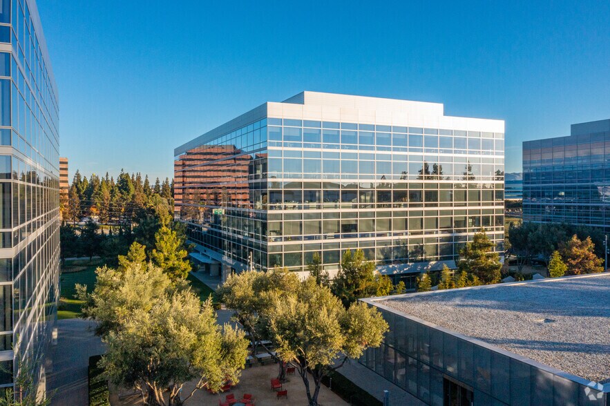 2795 Augustine Dr, Santa Clara, CA à louer - Photo principale – Image 3 sur 8