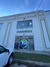 8982-9050 Hornbaker Rd, Manassas, VA à louer Photo intérieure– Image 1 sur 18