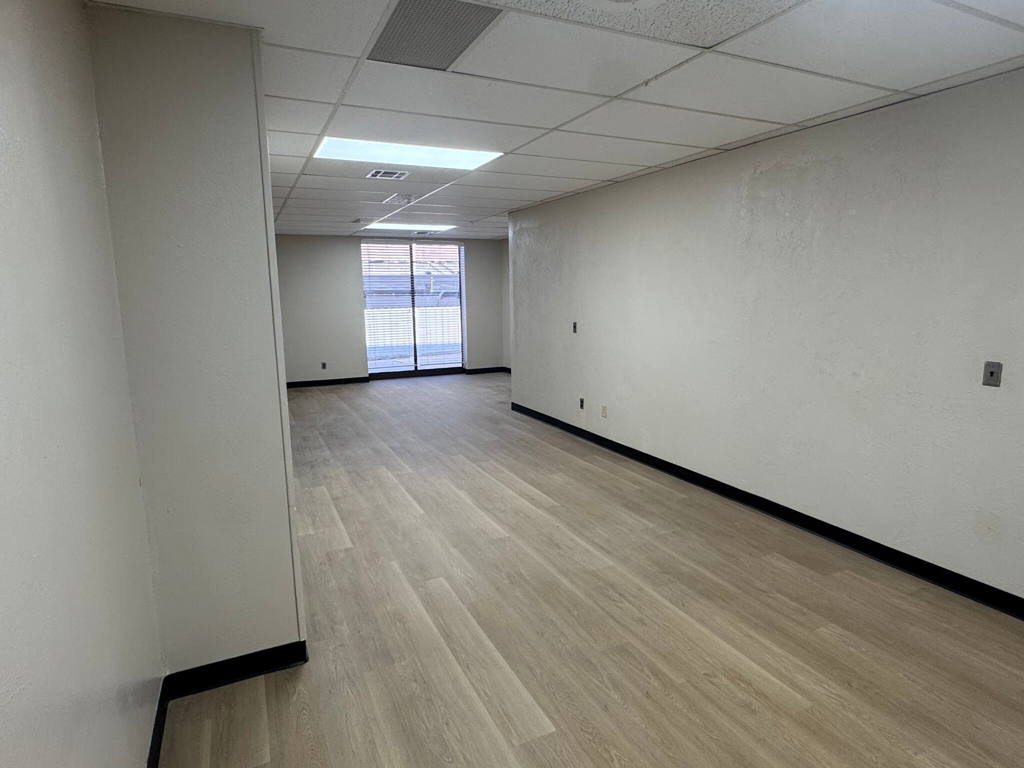2828 NW 57th St, Oklahoma City, OK à louer Photo intérieure– Image 1 sur 3