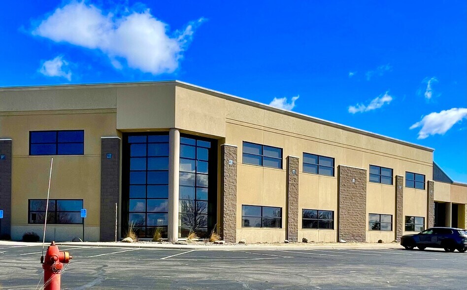 20855 Kensington Blvd, Lakeville, MN à louer - Photo principale – Image 1 sur 19