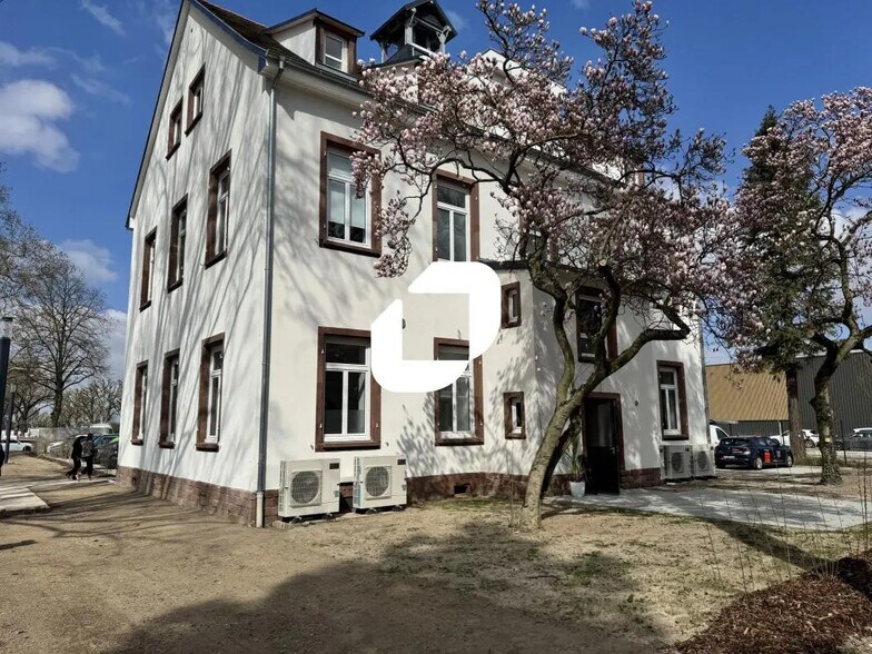 Bureau dans Hoerdt à louer - Photo de l’immeuble – Image 1 sur 9