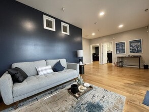 334 N Marshall Way, Layton, UT à louer Photo intérieure– Image 2 sur 12