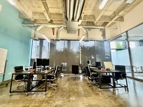 13274 Fiji Way, Marina Del Rey, CA à louer Photo intérieure– Image 2 sur 13