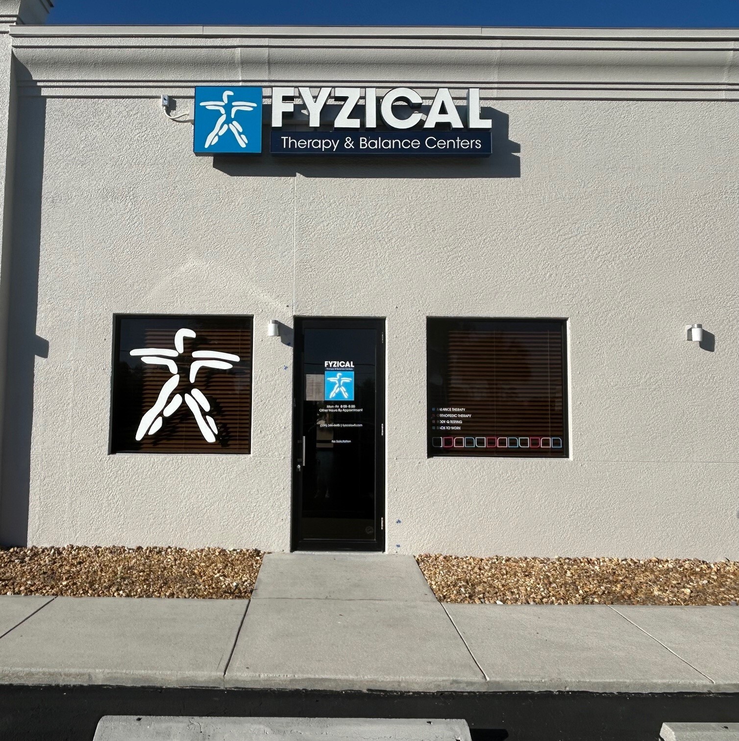 18070 S Tamiami Trl, Fort Myers, FL à louer Photo de l’immeuble– Image 1 sur 11