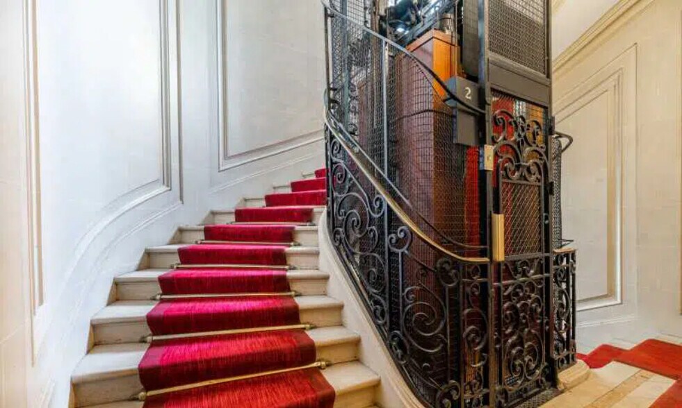 1-3 Rue De Penthièvre, Paris à louer - Photo intérieure – Image 3 sur 3