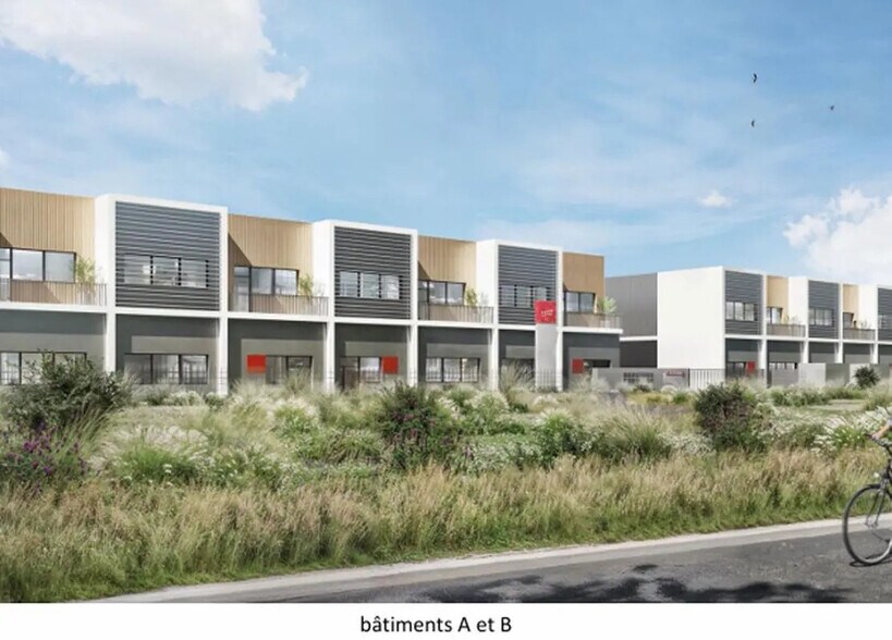 Local d'activités dans Marignane à vendre - Photo de l’immeuble – Image 2 sur 4