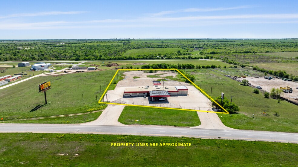 15881 Ih 35, Salado, TX à louer - Photo de l’immeuble – Image 2 sur 9