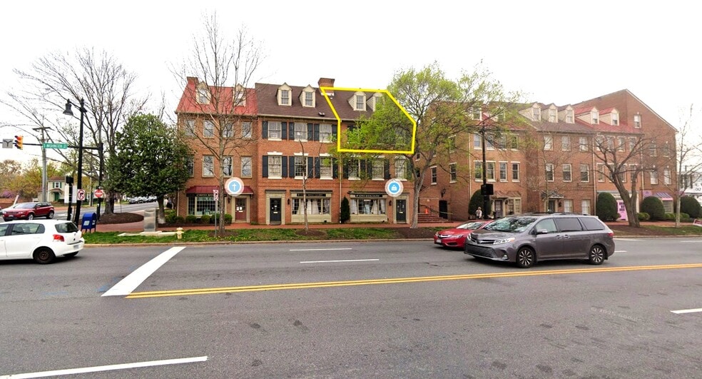 655 S Washington St, Alexandria, VA à louer - Photo de l’immeuble – Image 2 sur 9