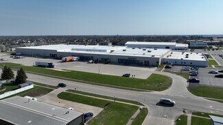 Plus de détails pour 2402 E Empire St, Bloomington, IL - Industriel/Logistique à vendre