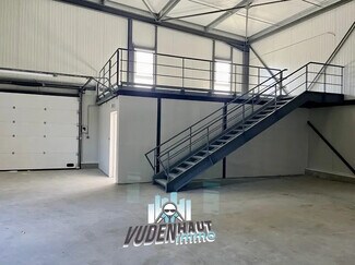 Plus de détails pour Local d'activités à louer