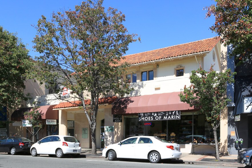 874 4th St, San Rafael, CA à louer - Photo de l’immeuble – Image 2 sur 7