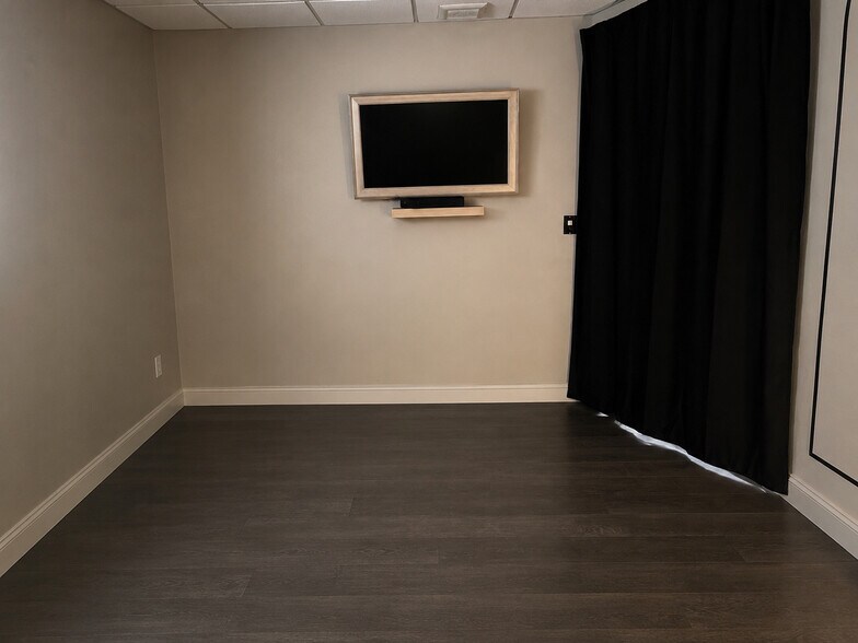 401R Lowell St, Lexington, MA à louer - Photo de l’immeuble – Image 3 sur 3