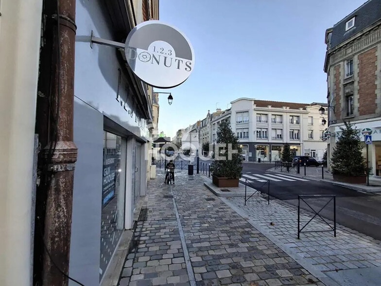 Local commercial dans Soissons à louer - Photo de l’immeuble – Image 2 sur 9