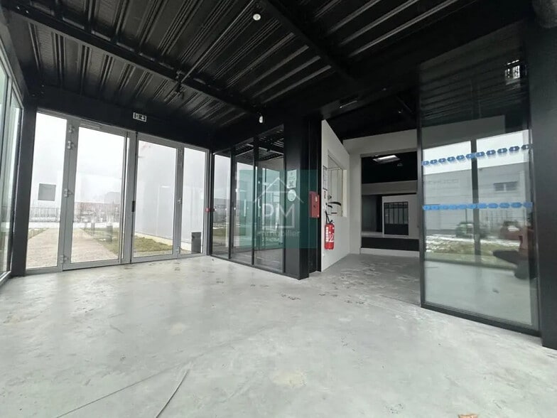 Local commercial dans Amiens à louer - Photo intérieure – Image 2 sur 4