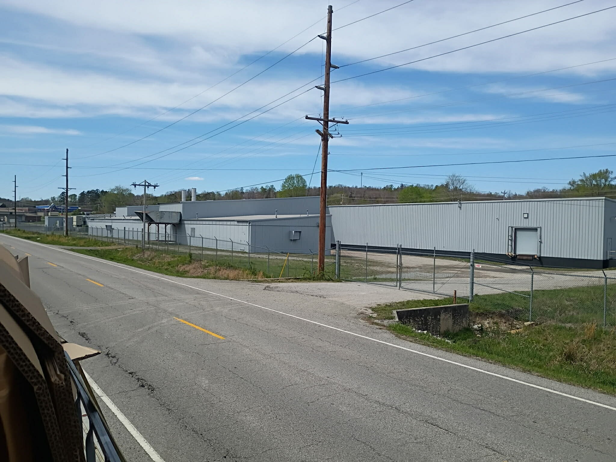 712 Industrial Ln, Oneida, TN à vendre Photo principale– Image 1 sur 36