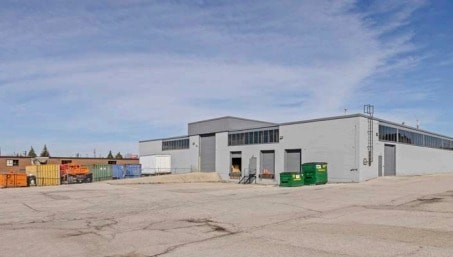 355 Garyray Dr, Toronto, ON à louer - Photo de l’immeuble – Image 2 sur 6