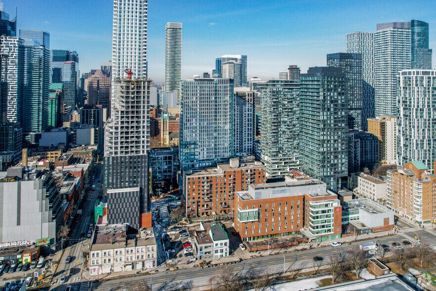 30 Mutual St, Toronto, ON à louer - Aérien – Image 3 sur 3