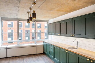 5 Fitzalan Pl, Cardiff à louer Photo intérieure– Image 1 sur 5