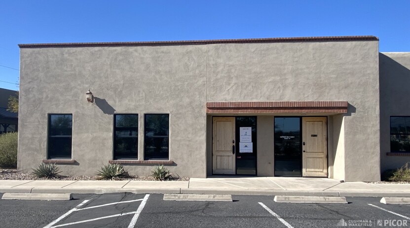 4582 N 1st Ave, Tucson, AZ à vendre - Photo de l’immeuble – Image 2 sur 18