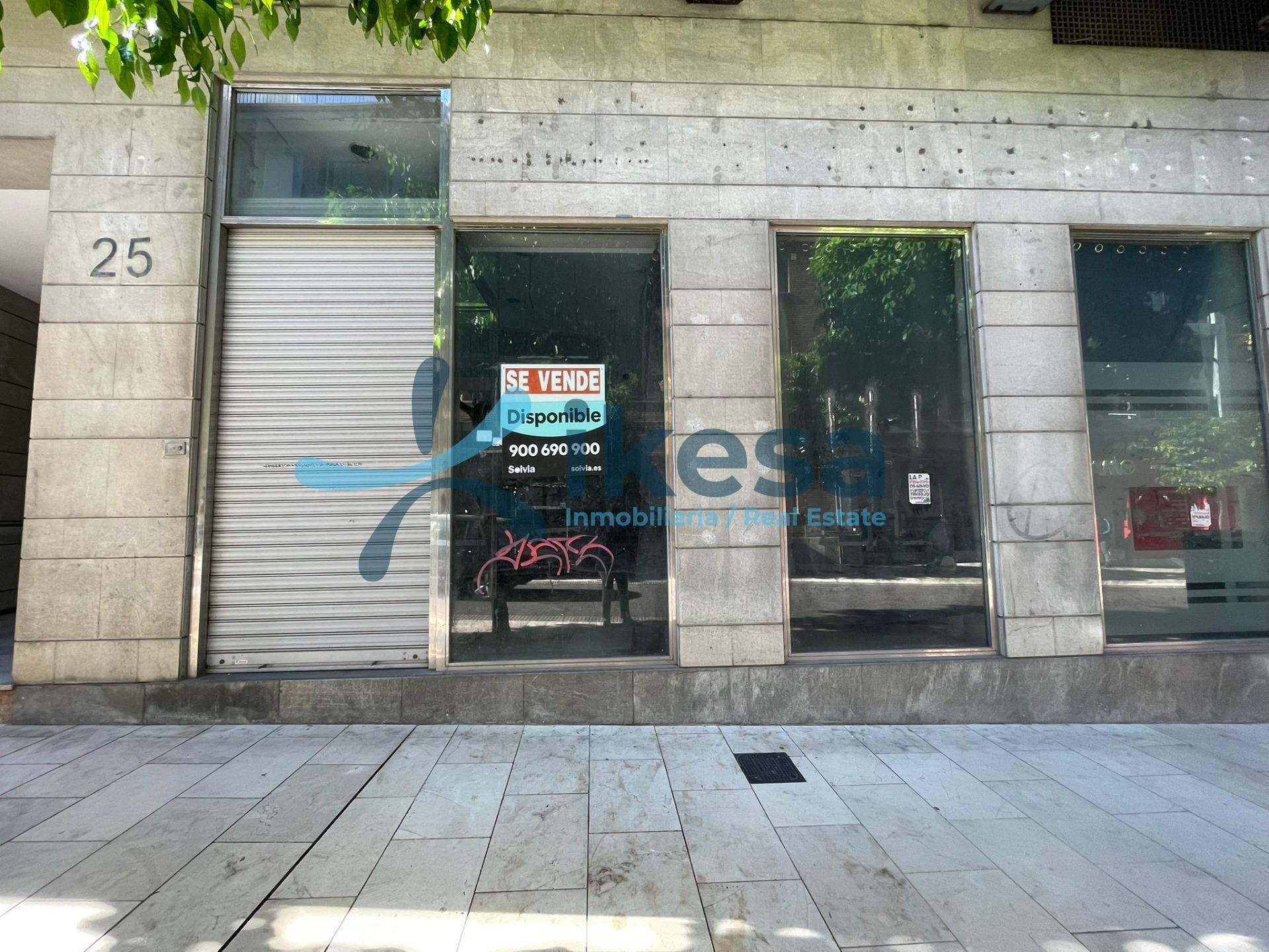 Local commercial dans Huelva, Huelva à vendre Photo de l’immeuble– Image 1 sur 47