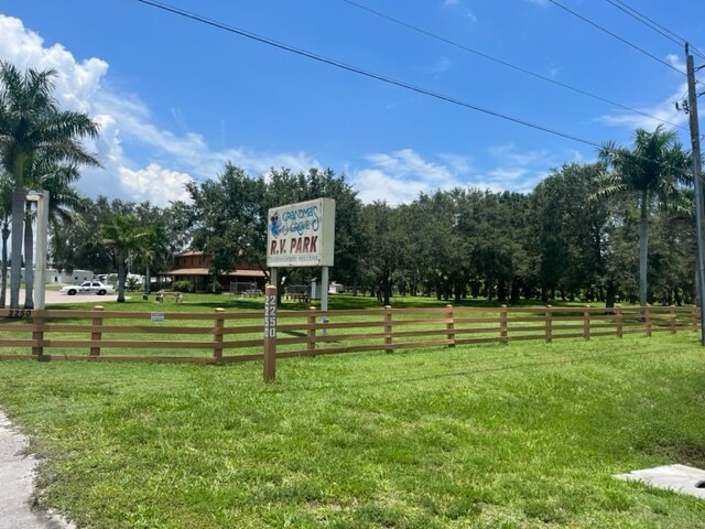 2250 FL-80, LaBelle, FL à vendre - Photo de l’immeuble – Image 1 sur 16