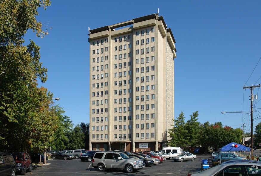 2209 Abbott Martin Rd, Nashville, TN à louer - Photo principale – Image 1 sur 20