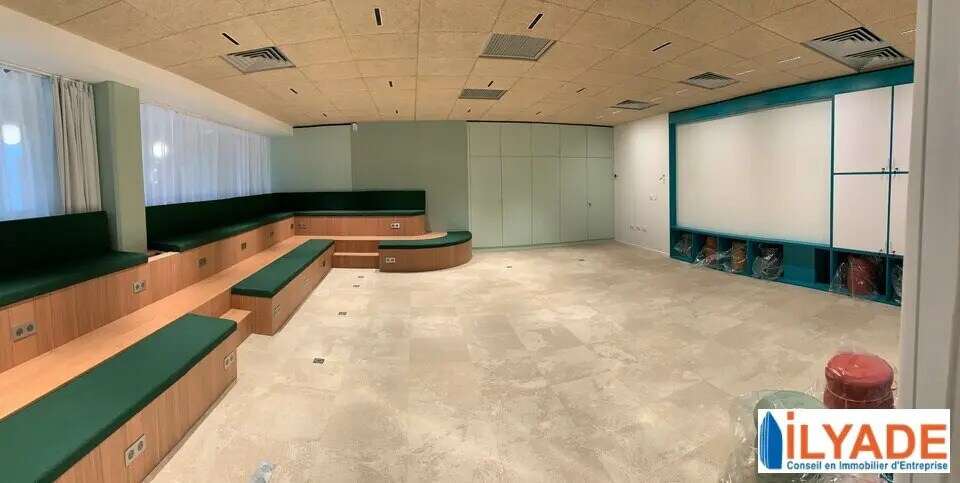 Bureau dans Aix-en-Provence à louer - Photo de l’immeuble – Image 3 sur 8