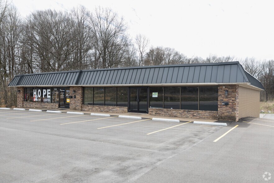 517-519 W Broad St, Smithville, TN à louer - Photo principale – Image 1 sur 1